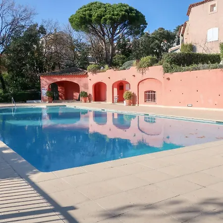 Holiday La Fons Couverte