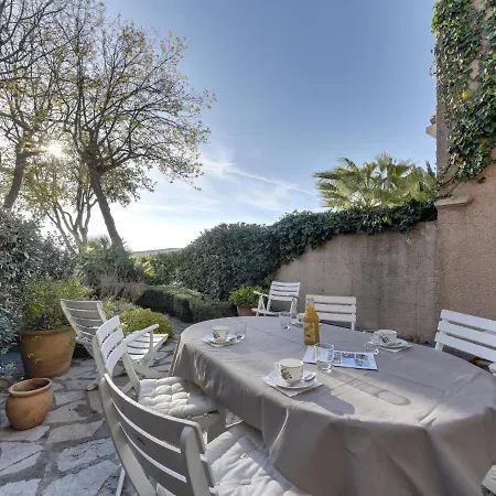 Holiday home Holiday La Fons Couverte
